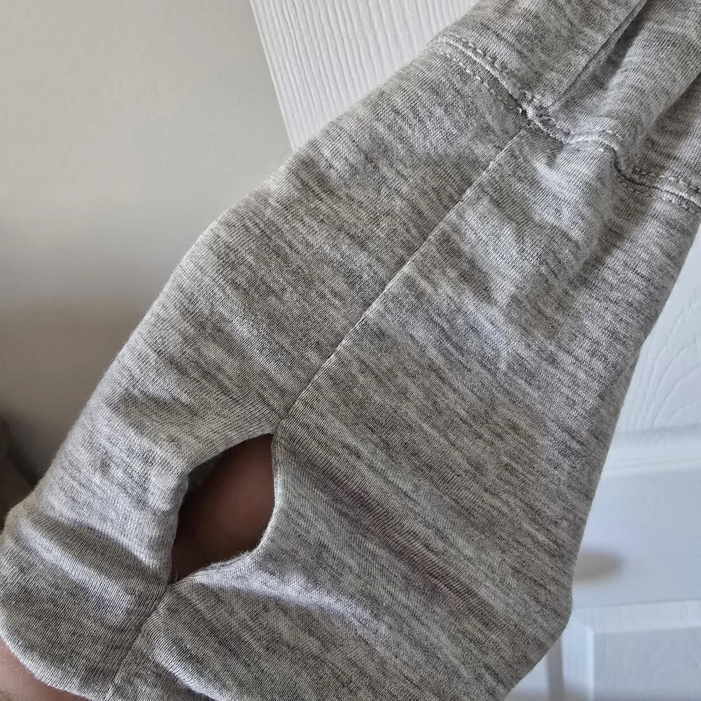 Aerie Heather Gray Long Sleeve Top With Thumb Holes - Picture 6 of 7